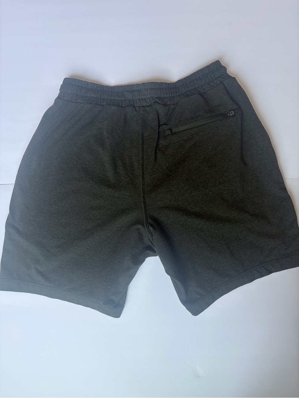 Vuori Ponto Performance Shorts Men's Medium Heathered Oregano DreamKnit Lounge - Picture 4 of 6